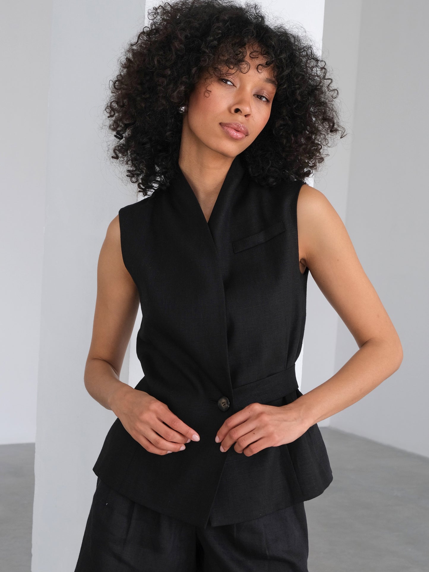 Linen Waistcoat with Shawl Collar, Black